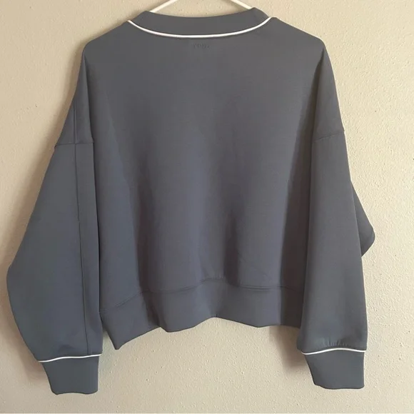 NWT Abercrombie & Fitch YPB neoKnit V-Neck Sweatshirt - Picture 2 of 5